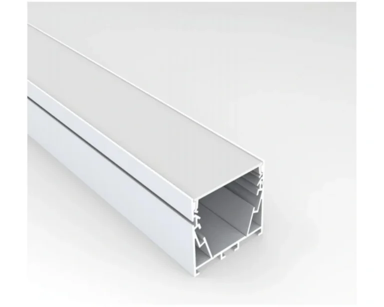 UGR low-body aluminium lighting housing with the open end visible
